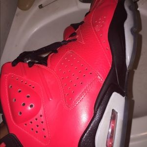 Jordan 6 infrederad ( toro )